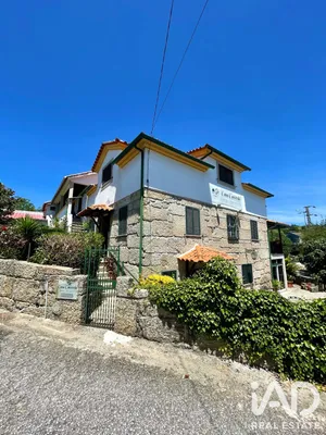 Prédio em Nelas