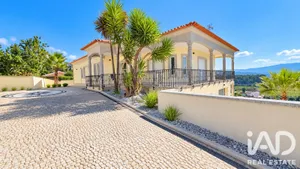 Casa de campo em Borba de Godim