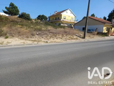 Building plot in Fernão Ferro