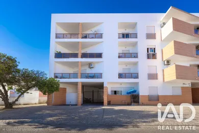 Apartment T3 in Quarteira