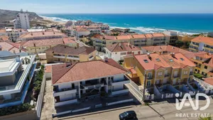 Apartamento T3 em Praia da Areia Branca