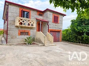 Casa/Moradia  em Paredes de Viadores