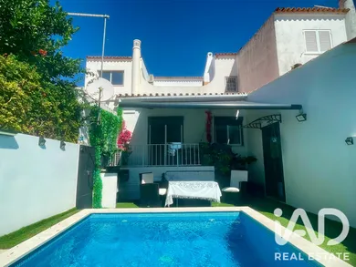 Moradia geminada  em Albufeira