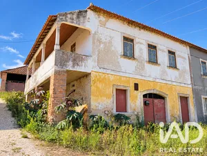 House in Casais dos Garridos