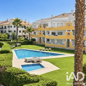 Apartamento T2 em Quarteira