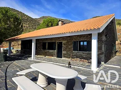 Casa/Moradia em Ligares