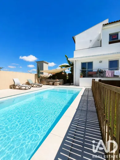 House  in Lavos