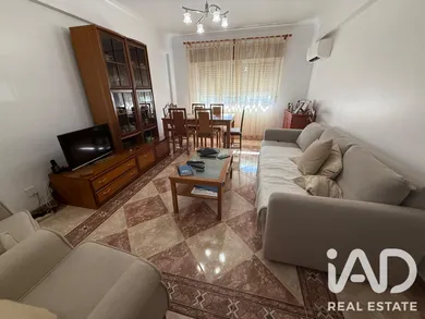 Apartment T3 in Corroios