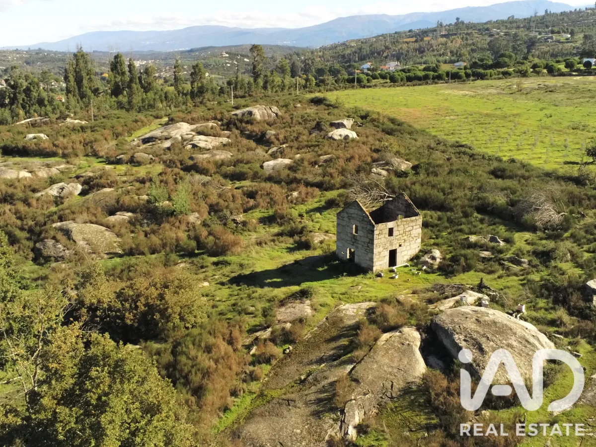 Quinta de 84 m² em Lajeosa