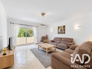 Apartamento T2 em Quarteira