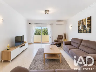 Apartment T2 in Quarteira