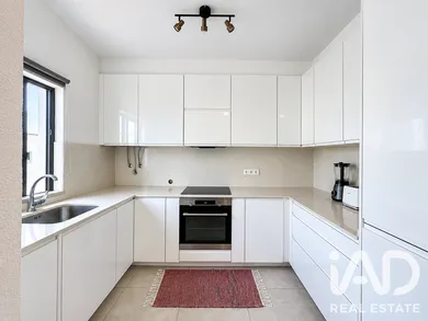 Apartamento T2 em Quarteira