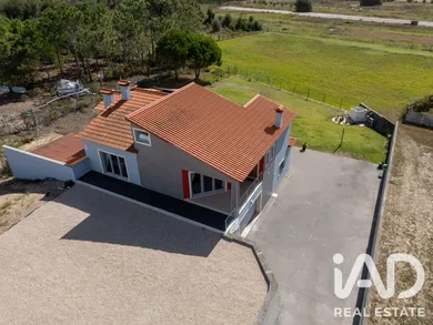 Casa/Moradia em Mointe Redondo