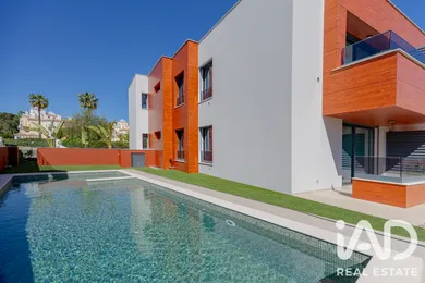 Apartamento T3 em Quarteira