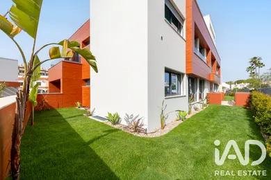 Apartamento T3 em Quarteira