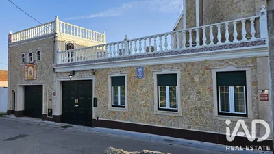 Fotografia 1 de Casa/Moradia 5 quartos de 328 m² em Esgueira