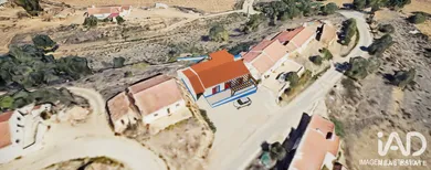 Single-storey house  in Moitinhas