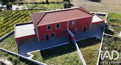 Semi-detached house in Pedreira
