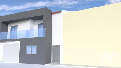 House  in Miranda do Corvo