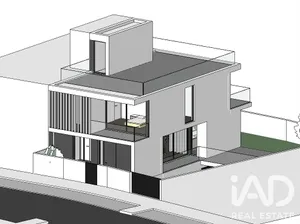 Terreno urbano em Darque