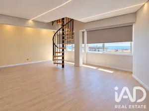 Duplex T2 em Oeiras