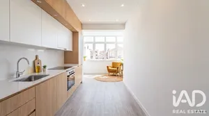 Apartamento T4 em Almada
