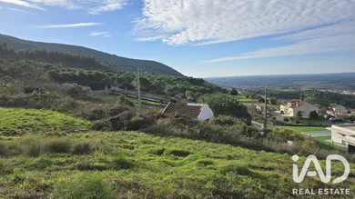 Terreno urbano em Pragança