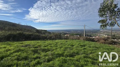 Terreno urbano em Pragança
