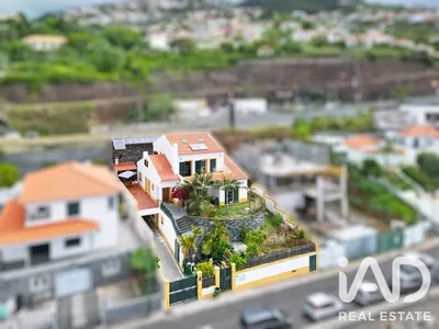Fotografia 5 de Moradia geminada 3 quartos de 263 m² em Funchal