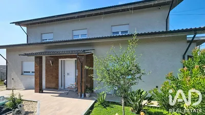 Fotografia 5 de Moradia em banda 4 quartos de 348 m² em Souto