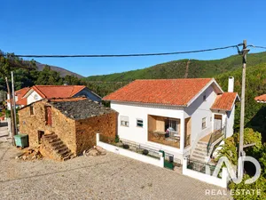 Casa/Moradia  em Seia