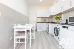 Apartamento T2 em Santo António da Charneca