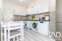 Apartamento T2 em Santo António da Charneca