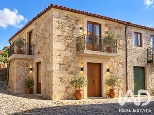 Casa/Moradia  em Sameice
