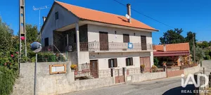 Two-family house  in Atalaia Cimeira