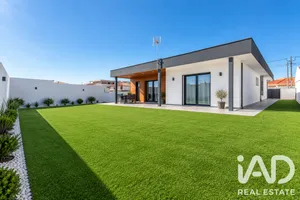 Moradia térrea  em Pataias