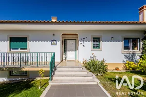 House in Usseira