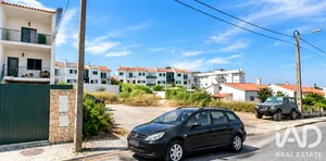 Terreno urbano em Sesimbra