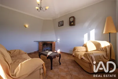 Fotografia 5 de Casa/Moradia 3 quartos de 301 m² em Coja