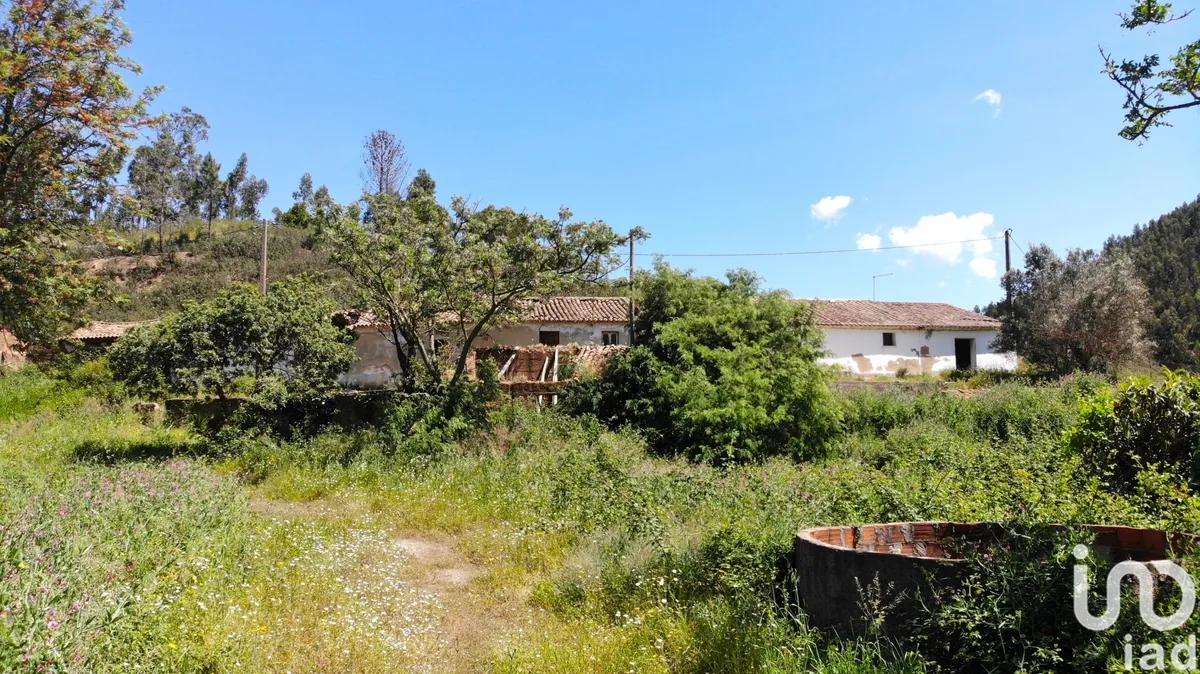 Terreno urbano de 90 840 m² em Marmelete