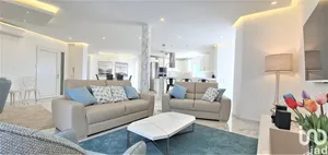 Apartamento T4 em Portimão