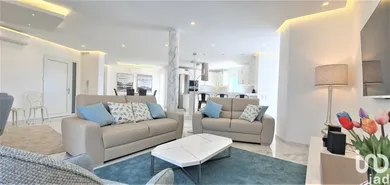 Apartment T4 in Portimão