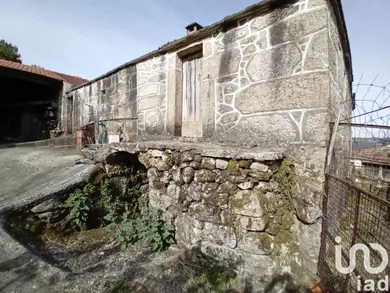 Casa de aldeia  em Parada do Monte e Cubalhão