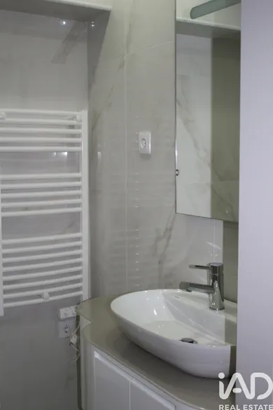 Apartamento T3 em Vila Nova de Famalicão e Calendário