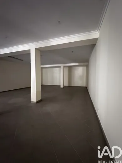 Shop/Premises commercial  in Lamego (Almacave e Sé)