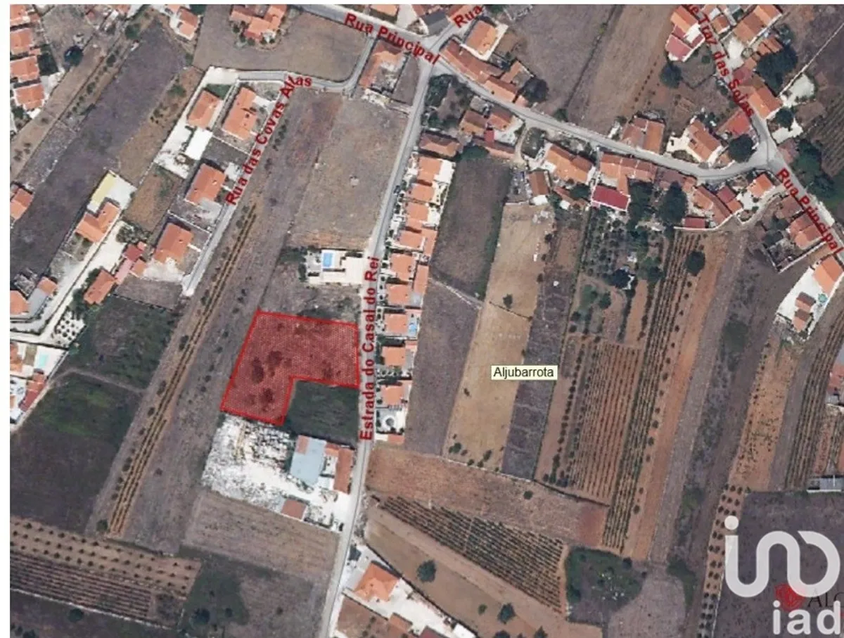 Terreno de 2196 m² em Aljubarrota