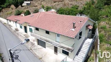 Maison  à Campeã