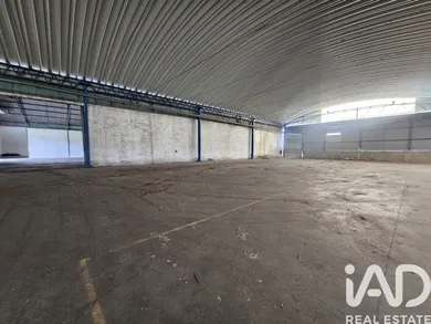 Armazém em Nossa Senhora das Misericórdias