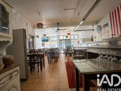 Shop/Premises commercial  in Gulpilhares E Valadares