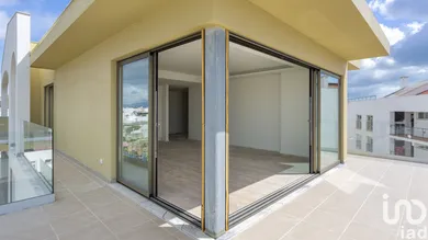Apartamento T3 em Alvor